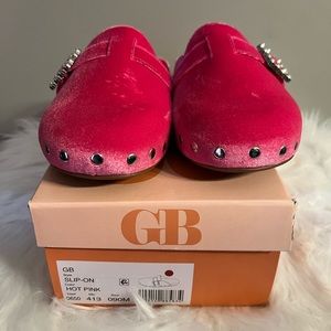 GB Hit Pink Slip On